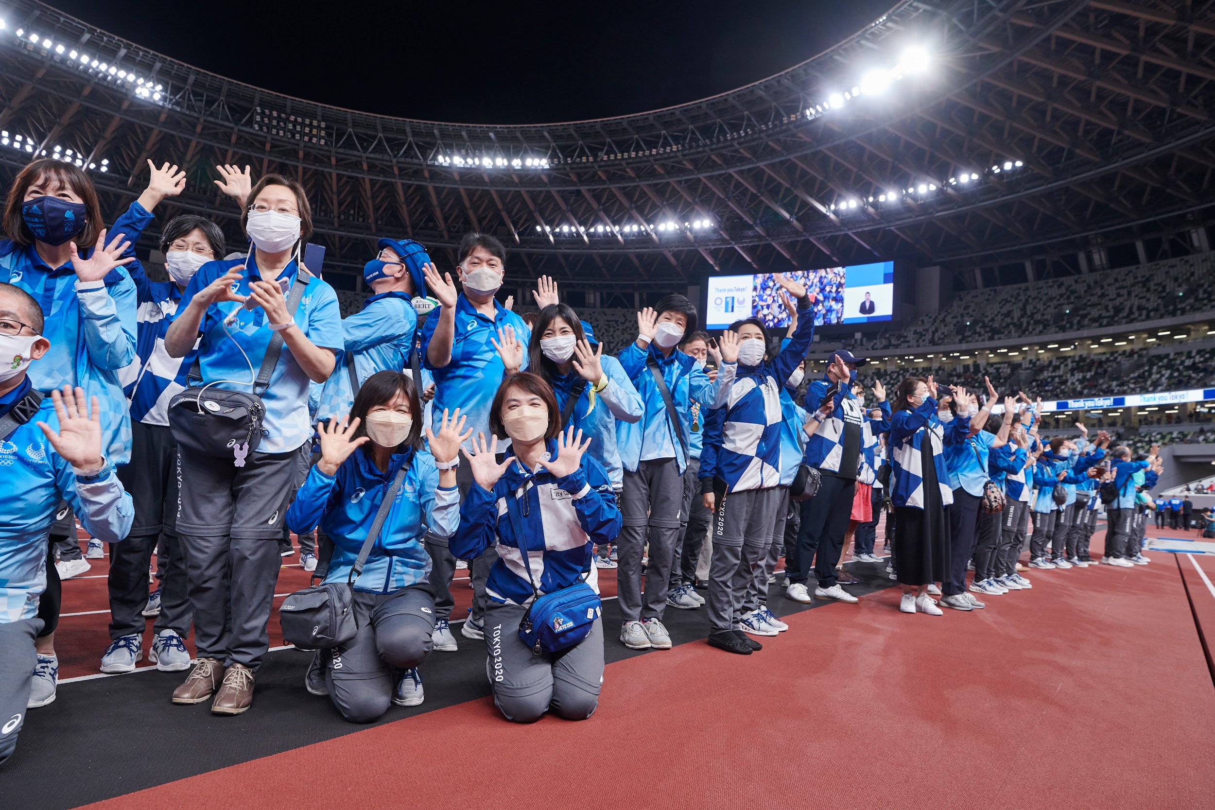 国立競技場にボランティア集合、有観客のフィールドに立つ　東京2020オリンピック・パラリンピックへの“感謝”イベント