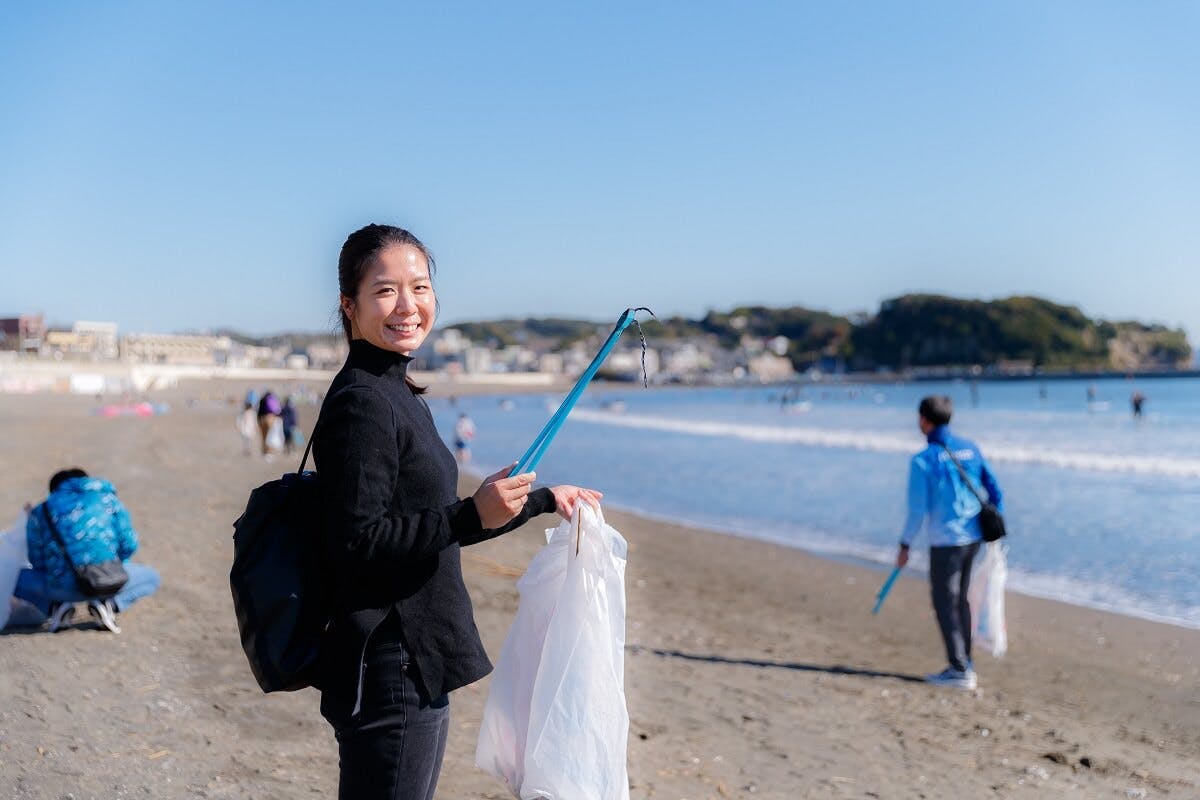 海洋ごみ問題に向き合う、ゴミ拾いボランティア活動。その募集情報の探し方や始め方